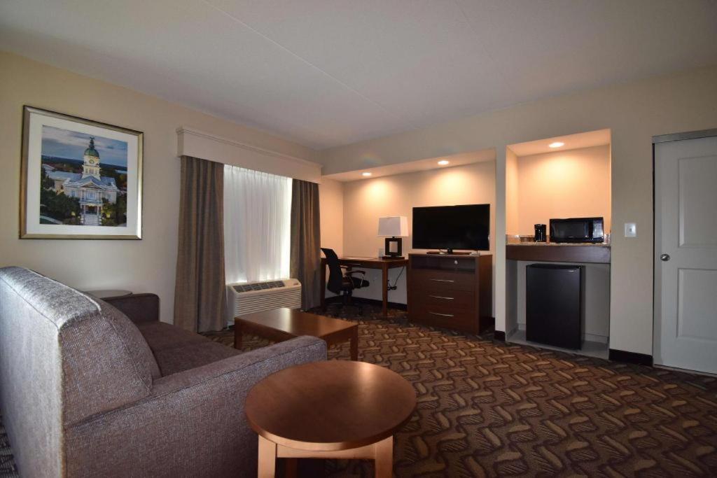 Western Hotel Athens